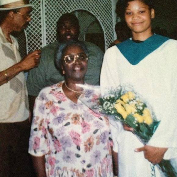 Meet your Posher, Charys - Picture 1 of 1